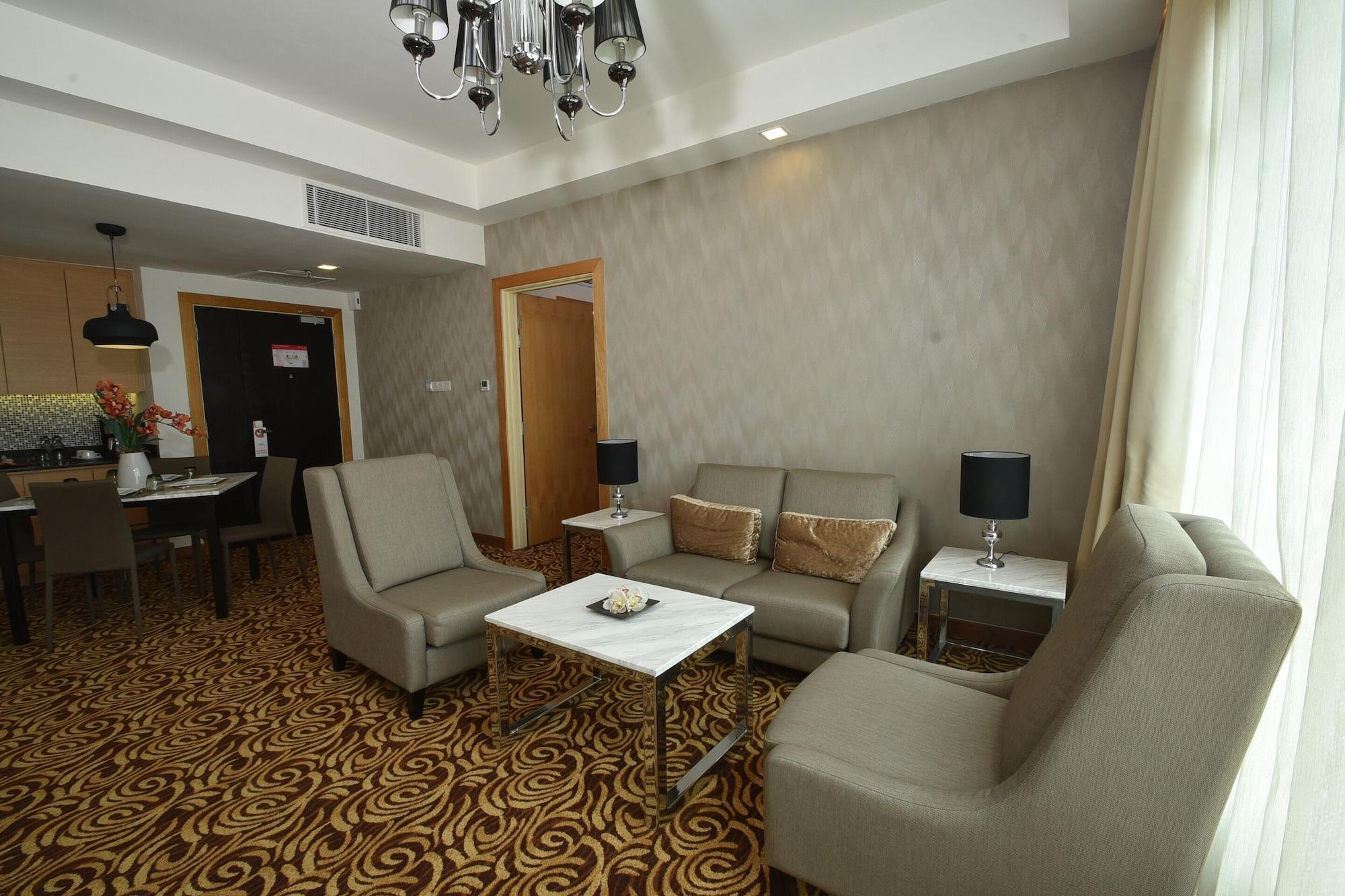 Tenera Hotel Банги Экстерьер фото A living room in a suite at the hotel