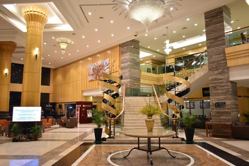 Tenera Hotel Банги Экстерьер фото Lobby